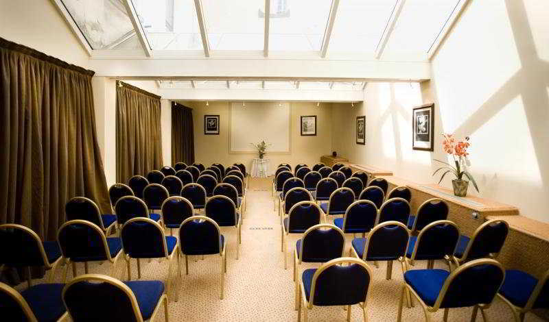 Hotel Le Pera Paris Facilities photo